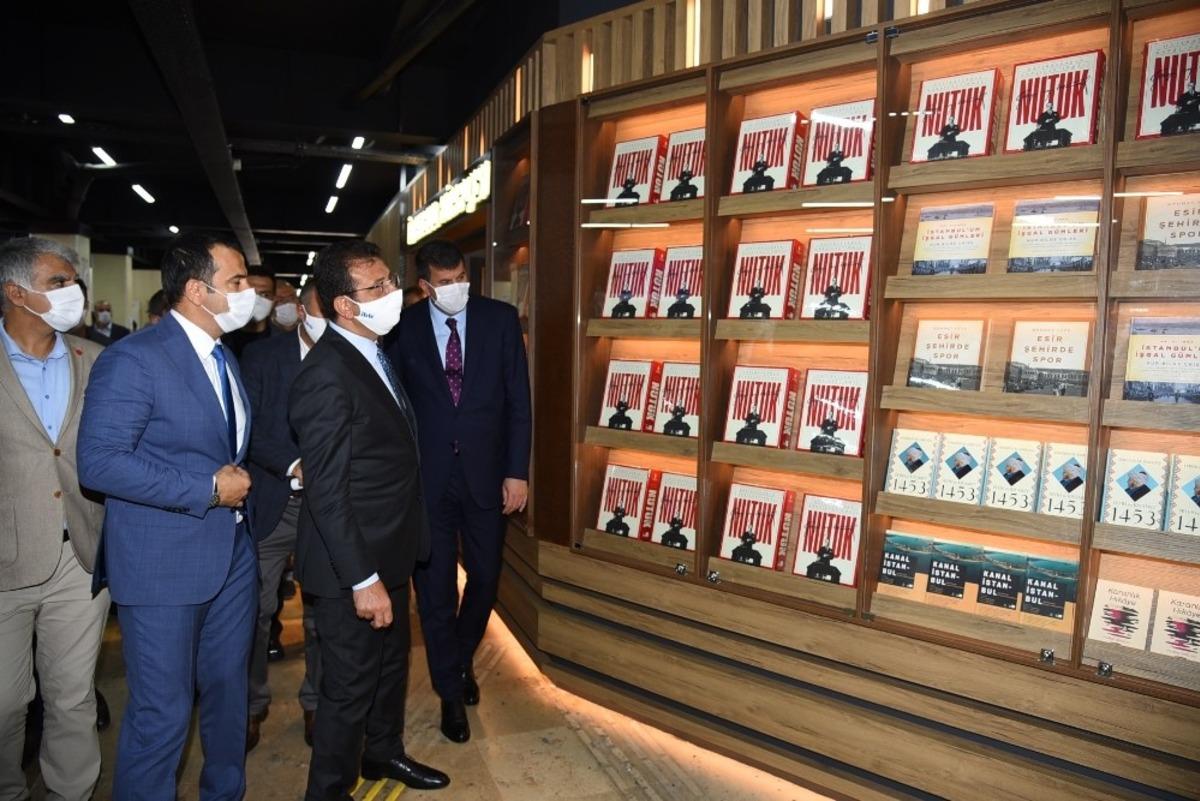 Kadık&ouml;y&rsquo;&uuml;n yenilenen y&uuml;z&uuml; &lsquo;İstanbul Kitap&ccedil;ısında&rsquo; anlamlı tanıtım