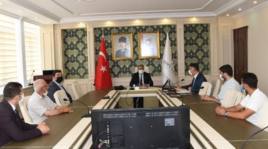 TSK G&uuml;&ccedil;lendirme Vakfına destek verenlere altın madalya