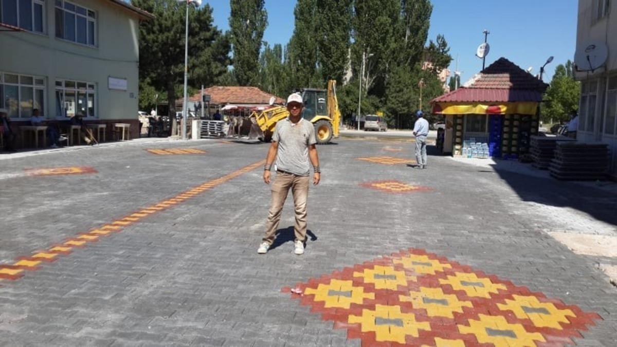 &Ccedil;avdarhisar sokakları renkleniyor