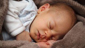 Rüyada erkek bebek doğurmak ne anlama gelir? Rüyada ikiz, üçüz, esmer erkek bebek doğurmak ne demek?
