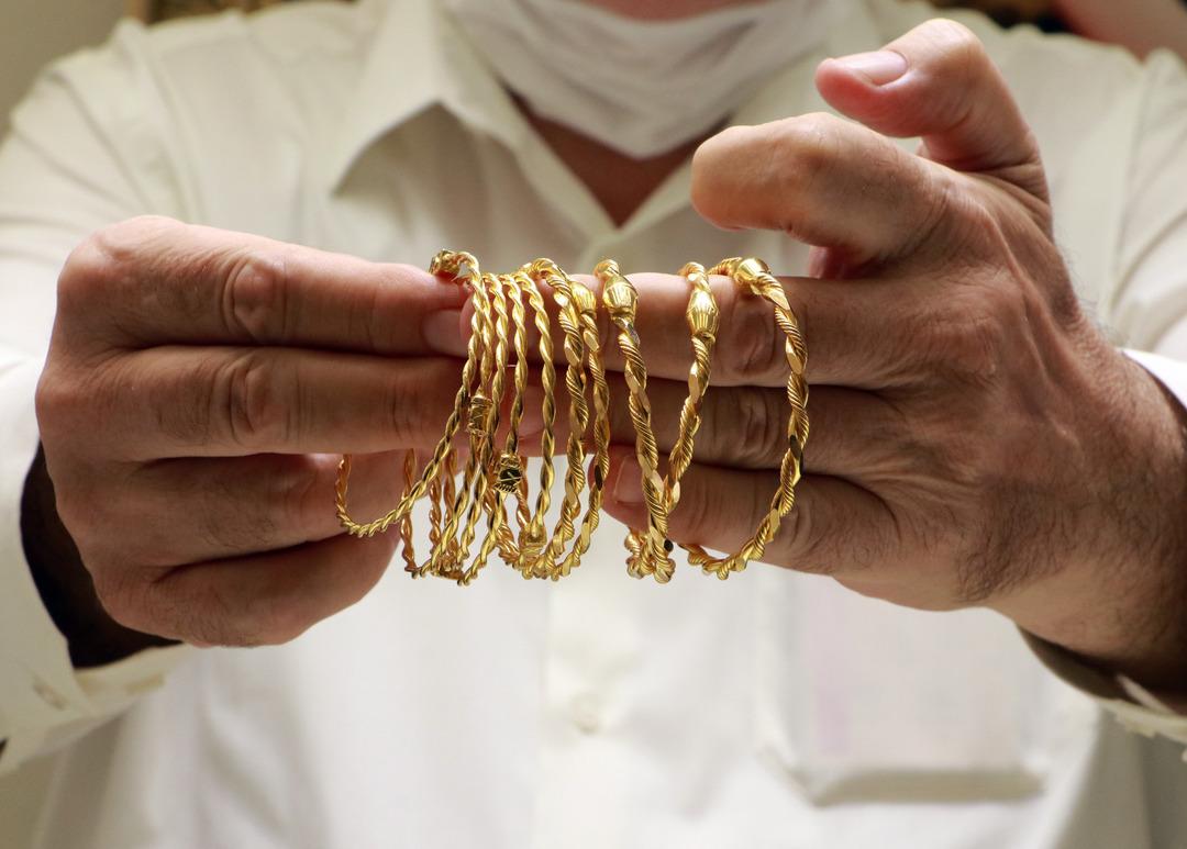 Altın bilezikte b&uuml;y&uuml;k d&uuml;ş&uuml;ş! 22 ayar altın bilezik fiyatları ne kadar? 11 Haziran Cuma altın bilezik ne kadar?