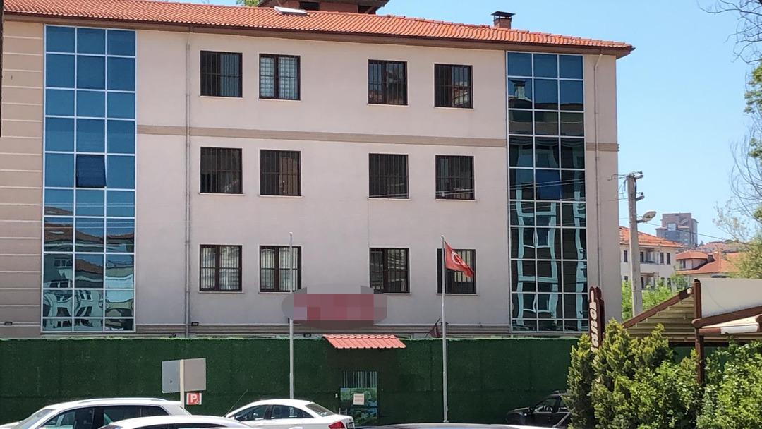 &Ouml;zel bakım merkezinde yatalak hastayı tazyikli suyla &ouml;ld&uuml;rd&uuml;kleri iddiası