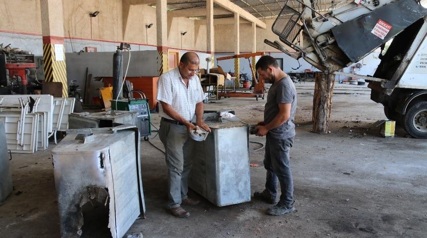 Kozan&rsquo;da &ccedil;&ouml;p konteynerlerine bakım ve onarım