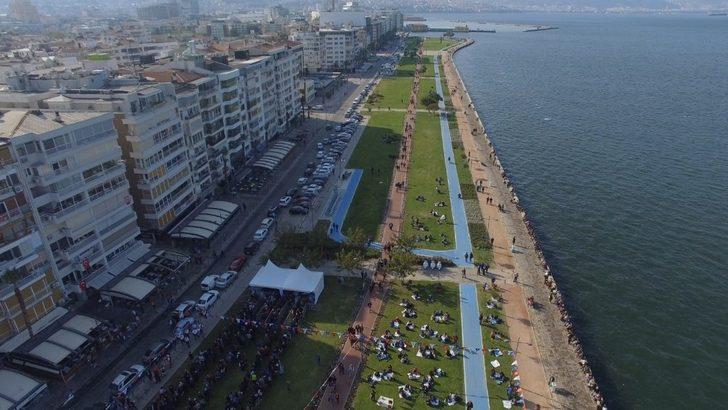 Kordon’a nostaljik tramvay geliyor G3