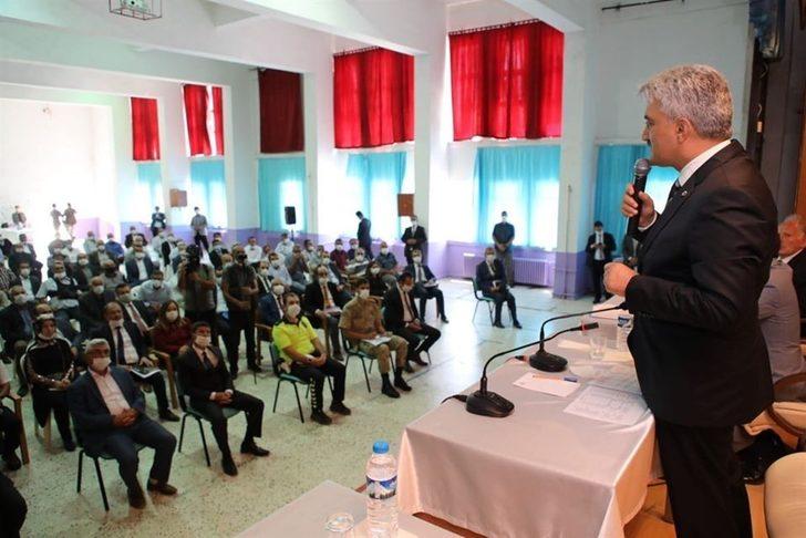 Vali Makas, Refahiye’de muhtarlarla biraraya geldi G2