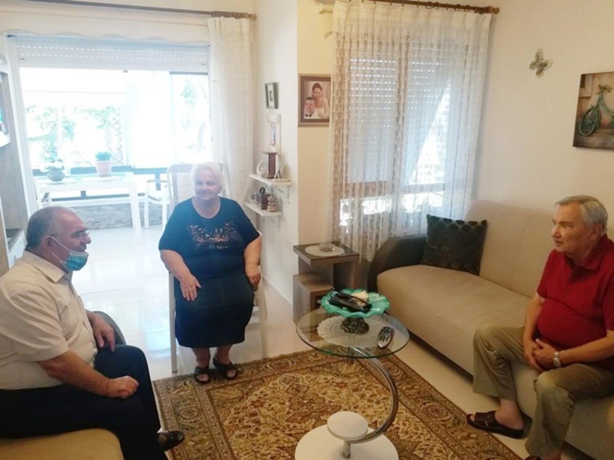 Kaymakam &Ccedil;alık, şehit ailelerine veda etti