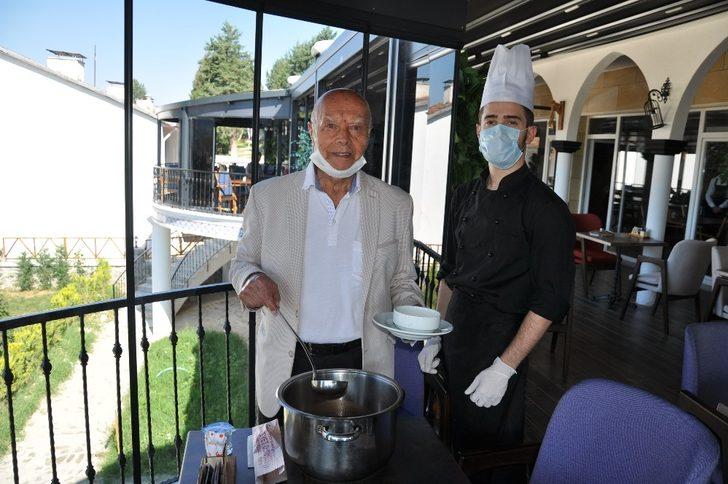 Yarım asırlık yıllık ustadan tarhana aşına övgü G1