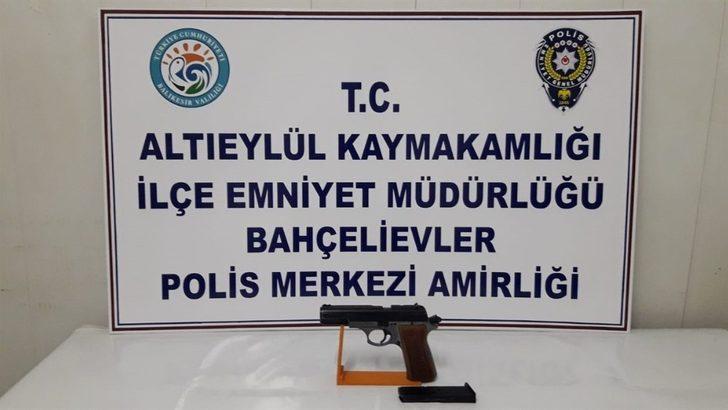 Balıkesir polisi 8 silah ele geçirdi G2