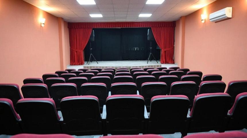 Tarsus’ta "Ayşe Lebriz Berkem Sahnesi" açıldı