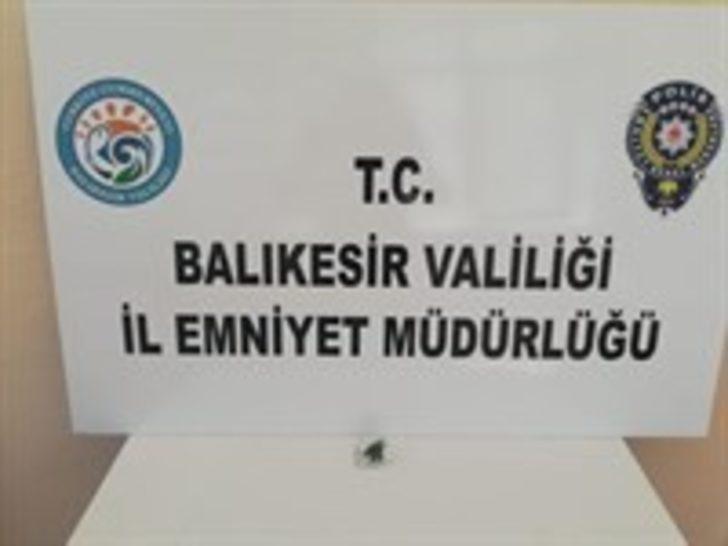 Balıkesir’de polisten silah ve uyuşturucu operasyonu G2