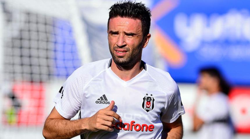 Gökhan Gönül Fenerbahçe ile anlaştı