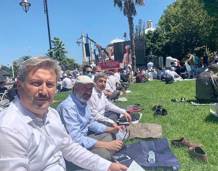 Başkan Çolakbayrakdar, Ayasofya’da kılınan ilk Cuma Namazına katıldı G2