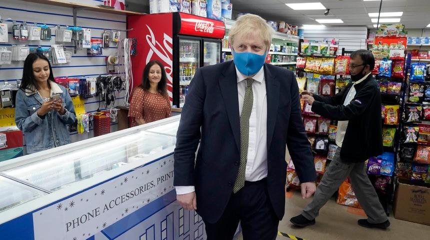 Başbakan Boris Johnson, koronadan 7 kilo kaybettiğini a&ccedil;ıkladı