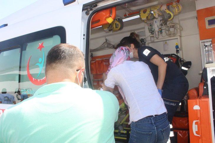 Genç kadın, köprülü kavşaktan atlamak istedi G3