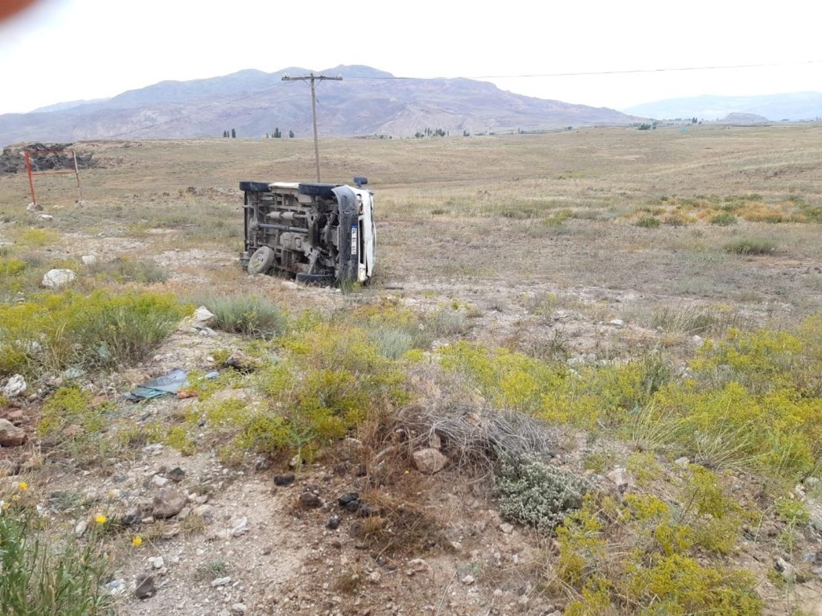 Doğubayazıt&rsquo;ta trafik kazası; 3 yaralı