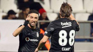 Beşiktaş'ta Gökhan Gönül ve Burak Yılmaz'ın ardından Caner Erkin'de ayrıldı!