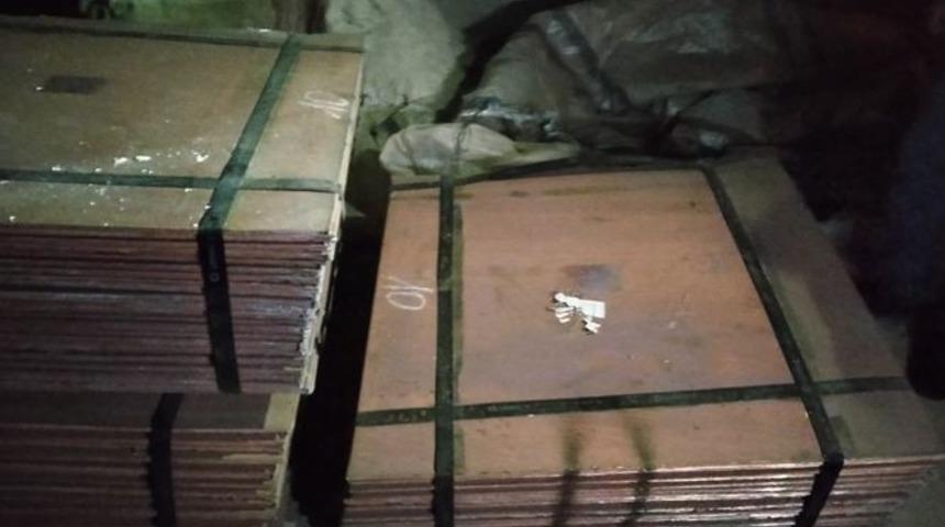 1 milyonluk 26 ton saf bakır çalan hırsızlar yakalandı