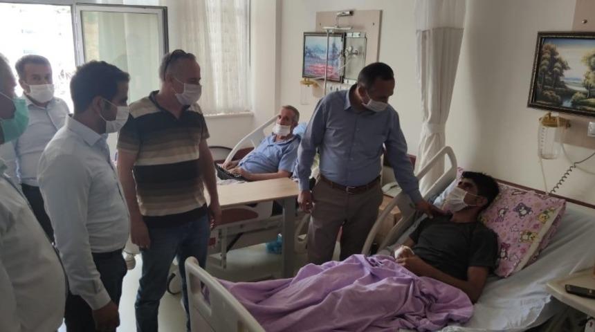 Başkan Saklı’dan yaralı güvenlik korucusuna ziyaret