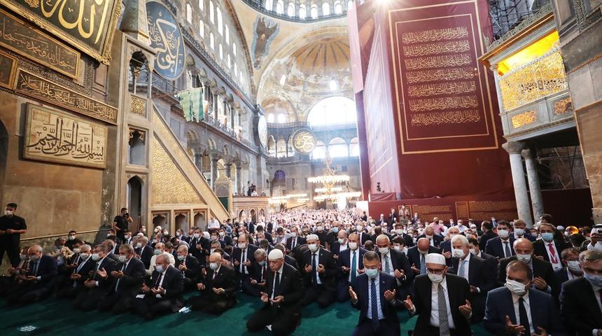 Son dakika: Cumhurbaşkanı Erdoğan talimat verdi, Ayasofya Camii 24 saat açık olacak