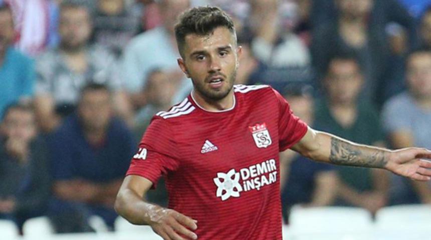 Necip Çarıkçı: Emre Kılınç Galatasaray ile anlaştı