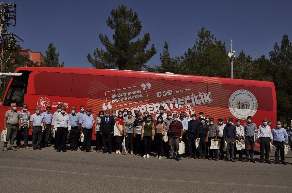 Kooperatif&ccedil;ilik Otob&uuml;s&uuml; Arguvan&rsquo;da   &uuml;reticilerle buluştu