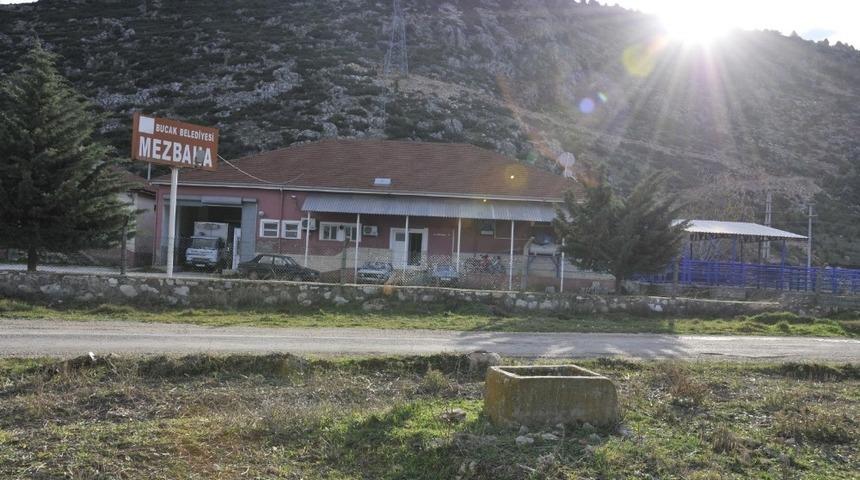 Bucak Belediyesinden kurban kesim hizmeti