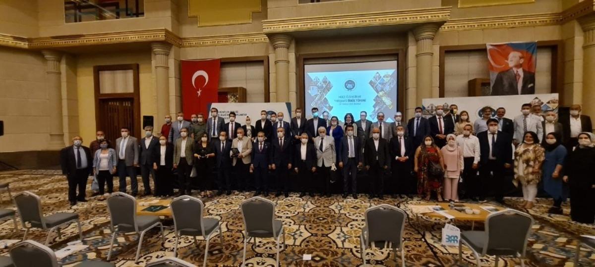 Başkan B&uuml;y&uuml;kkılı&ccedil; hem TKB Enc&uuml;meni&rsquo;ne se&ccedil;ildi hem de &ouml;d&uuml;lle d&ouml;nd&uuml;