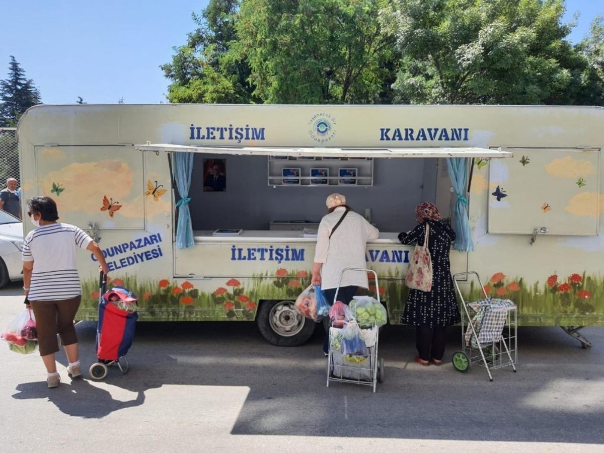 İletişim Karavanı vatandaşlarla buluşmaya devam ediyor