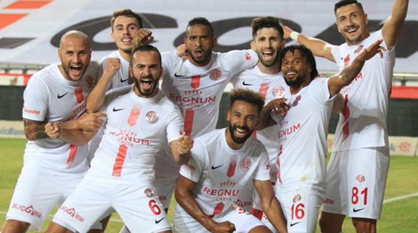 Antalyaspor'dan 11 maçlık yenilmezlik serisi