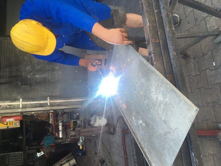 Pandemi döneminde 540 adet paspas ürettiler G5