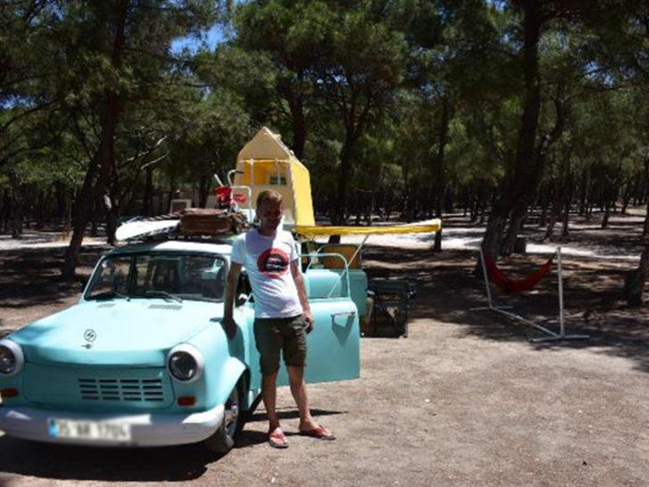 Gören şaşkına dönüyor! Klasik otomobilden karavan yaptı! G1