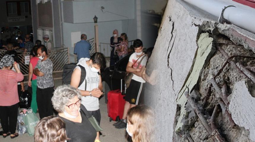 9 katlı binanın kolonu patladı! Deprem oluyor zannedip büyük korku yaşadılar