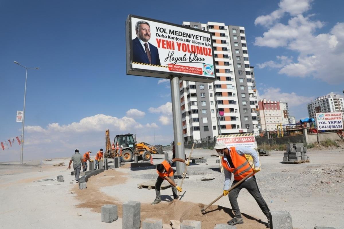 Melikgazi, il&ccedil;eye yeni y&uuml;r&uuml;y&uuml;ş yolları yapıyor