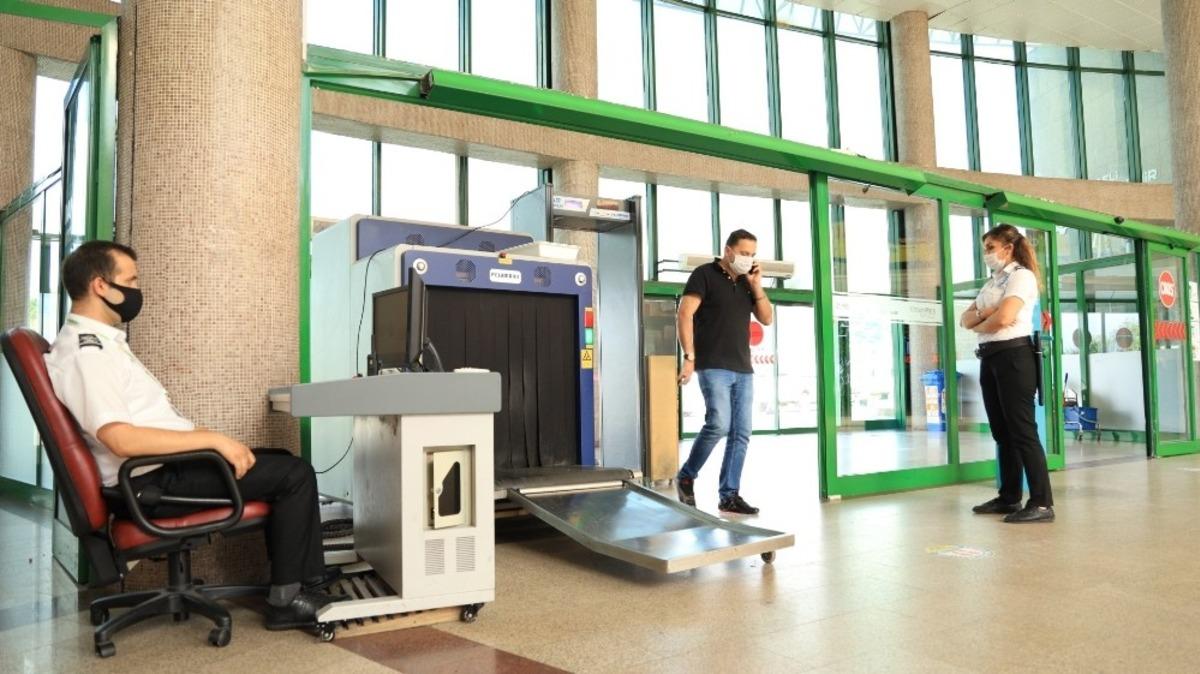 Kocaeli&rsquo;de otob&uuml;s terminali bayrama hazırlandı