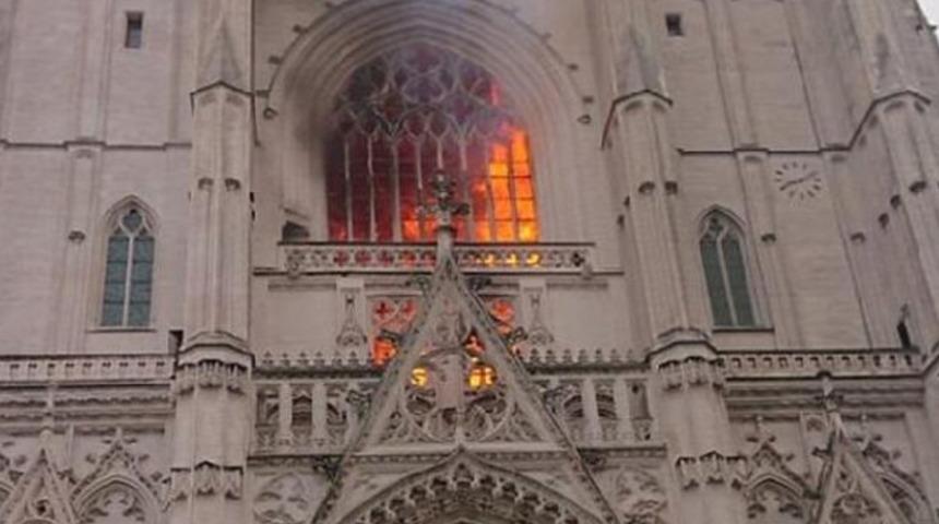 Saint Pierre Katedrali yangını: Pişmanım