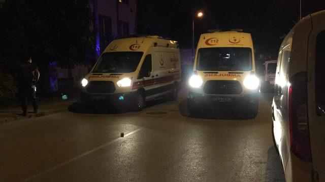 Sakarya da b&uuml;y&uuml;k kavga! 50 kişi birbirine girdi 1