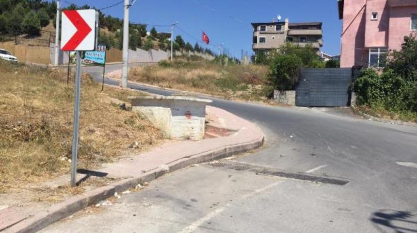 Kaldırımda beklerken başından vurularak hayatını kaybetti