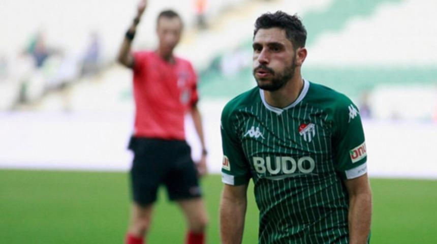 Bursasporlu futbolcular isyan etti: &Ouml;zer Hurmacı bize ihanet etti