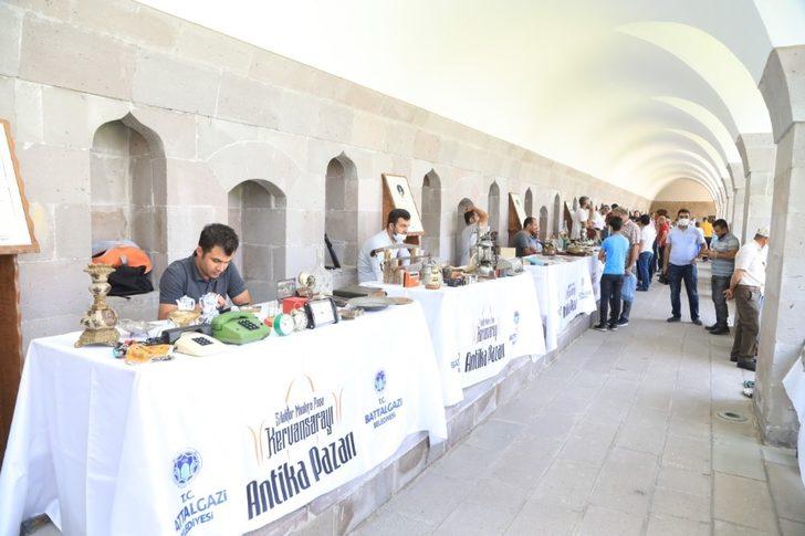 Malatya’da ilk antika pazarı Kervansaray’da açıldı G3