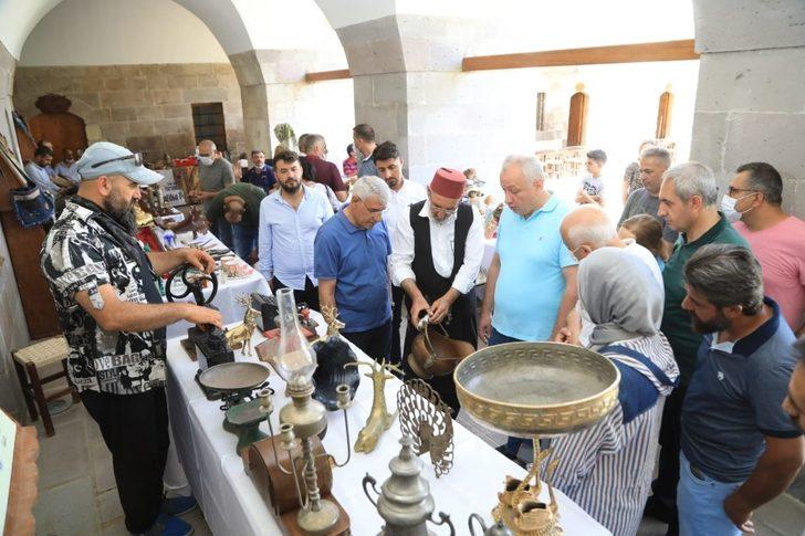 Malatya’da ilk antika pazarı Kervansaray’da açıldı G4