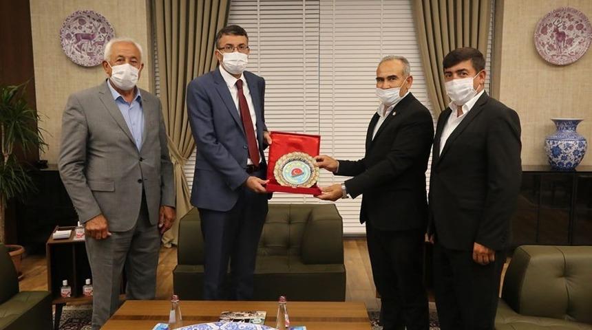 Altıntaş Ziraat Odası Başkanı&rsquo;ndan Vali &Ccedil;elik&rsquo;e ziyaret