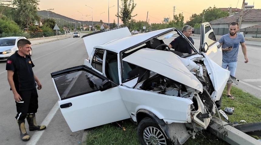 Mucize kurtuluş! Bu otomobilden sağ &ccedil;ıktı