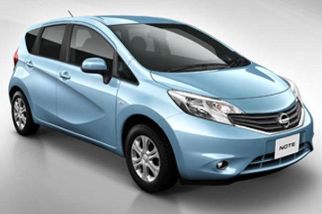 nissan_note_2013_uncrashed