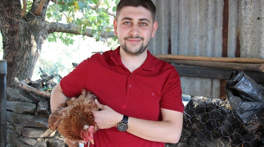 Şaşkına &ccedil;eviren olay! Yumurtanın i&ccedil;inden yumurta &ccedil;ıktı