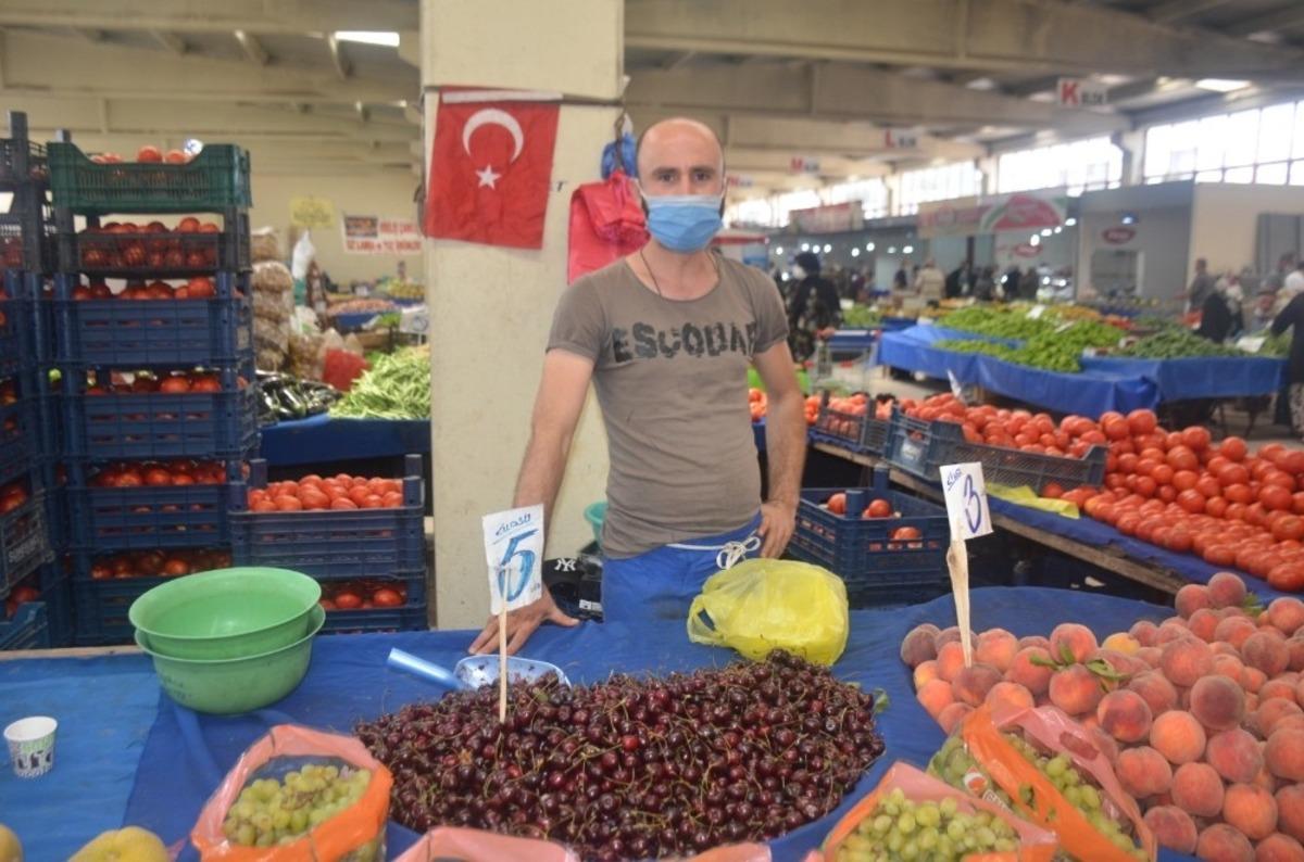 Sezonun son kirazları tezg&acirc;hta