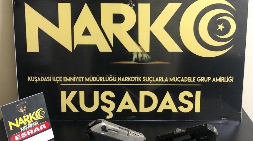 Kuşadası’nda uyuşturucu operasyonu, 2 şüpheli gözaltına alındı