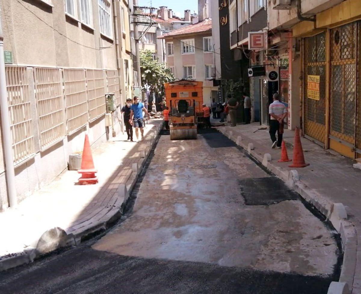 Osmangazi&rsquo;nin yollarında bakım onarım &ccedil;alışması