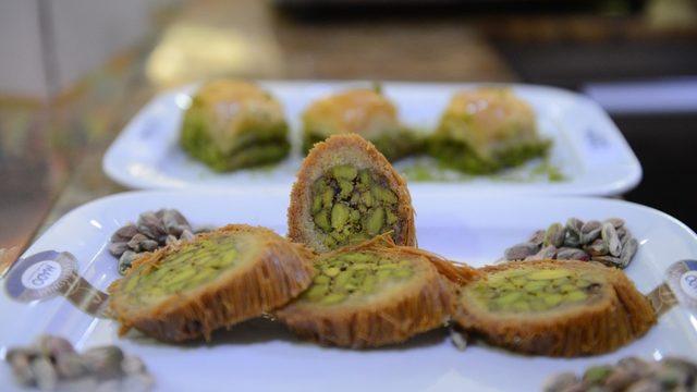 Kambur: Dünyanın en lezzetli tatlıları bayrama hazır