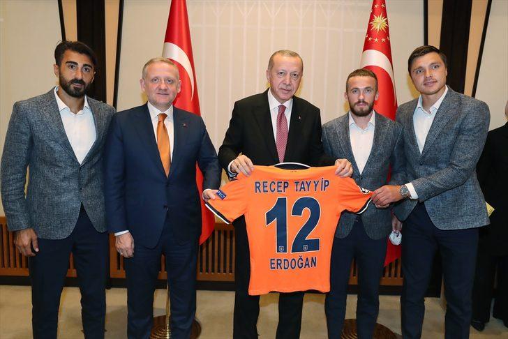 Başakşehir'den Cumhurbaşkanı Erdoğan'a ziyaret