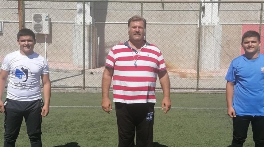 Yunusemreli judocu ikizler şampiyonluğu hedefliyor